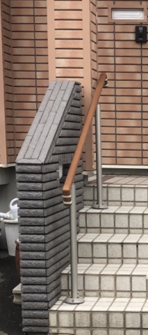 外部階段に手摺を取付けしました　札幌市Ｗ様邸★手稲星置店
